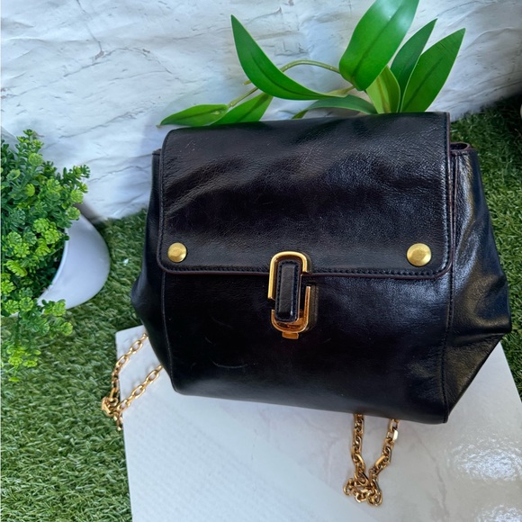 Marc Jacobs Black Leather Gold Chain-Link
Backpack - Picture 11 of 16